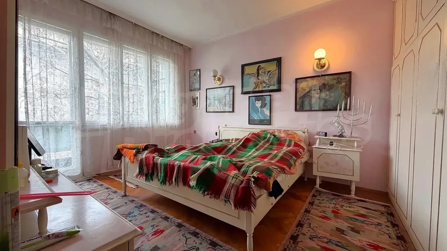 Spacious Stara Zagora Apartment - 2 Bedrooms, Central Location - Image 5