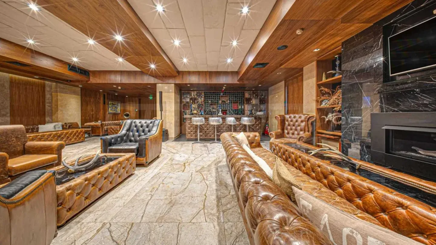 Luxurious Fully Furnished 3-Bedroom Apartment in Sofia's MM Group - Image 5