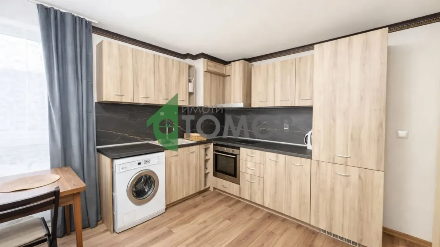 Spacious Fully Furnished 2-Bedroom Apartment in New Stara Zagora Building - Image 4