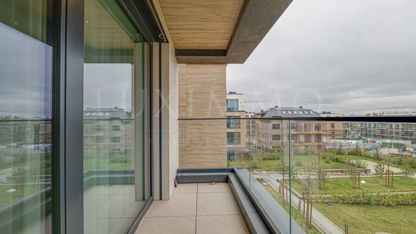 Stylish One-Bedroom Apartment in Green Quarter, Sofia - Image 1