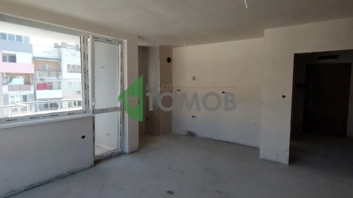 Spacious New Apartment in Sought-After Железник, Stara Zagora - Image 5