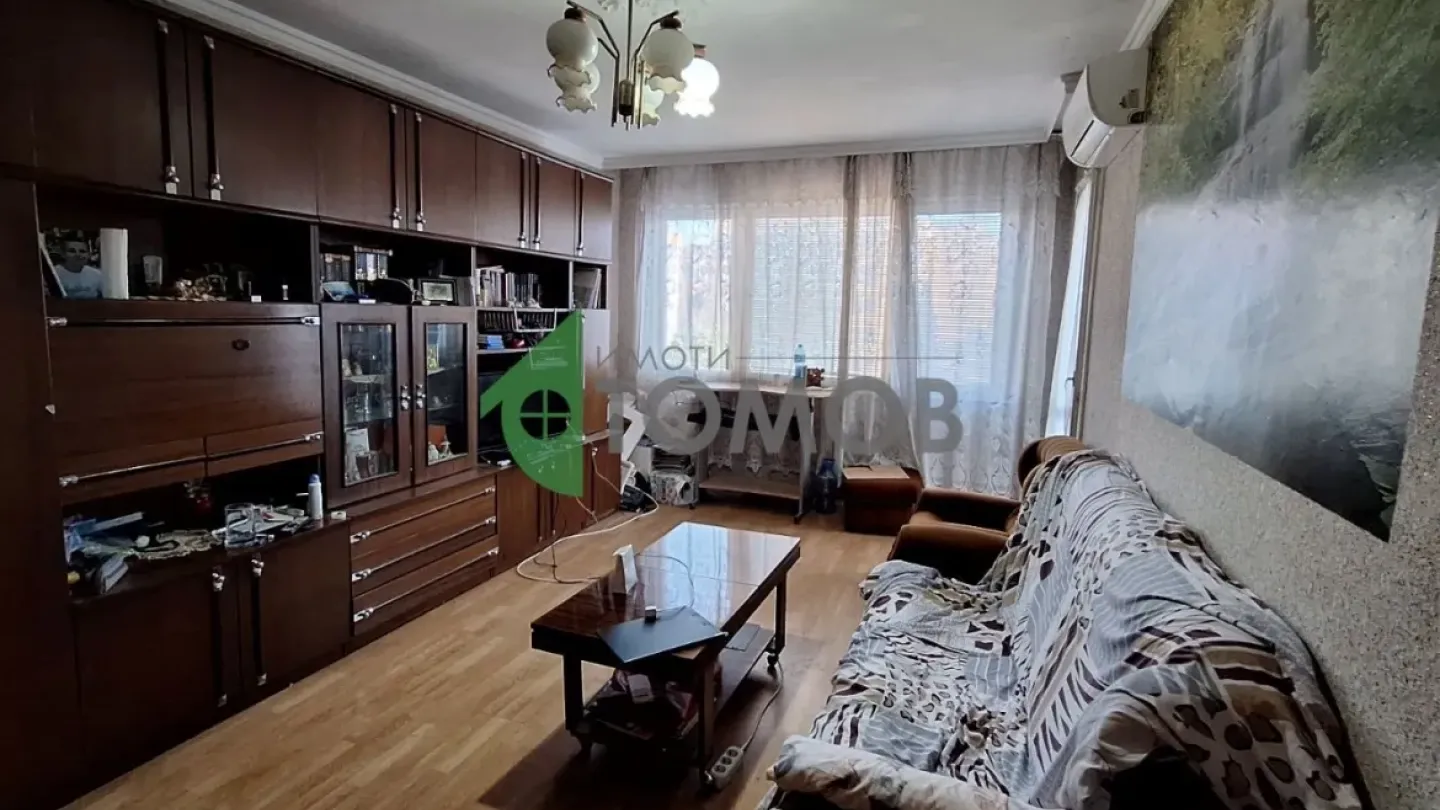 Spacious Three-Bedroom Apartment in Slavyanov, Stara Zagora - €92,000 - Image 3
