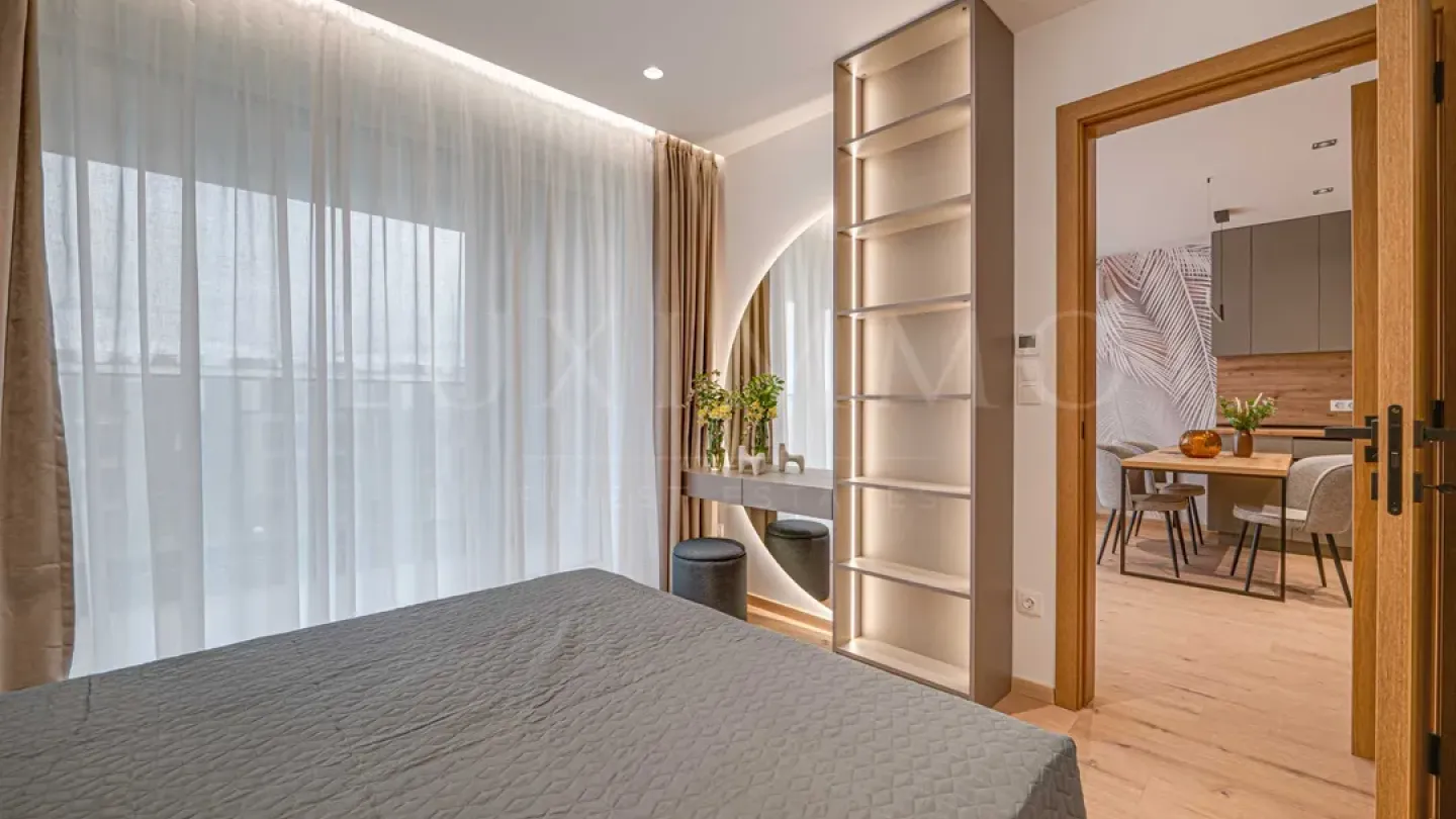 Stylish One-Bedroom Apartment in Green Quarter, Sofia - Image 2