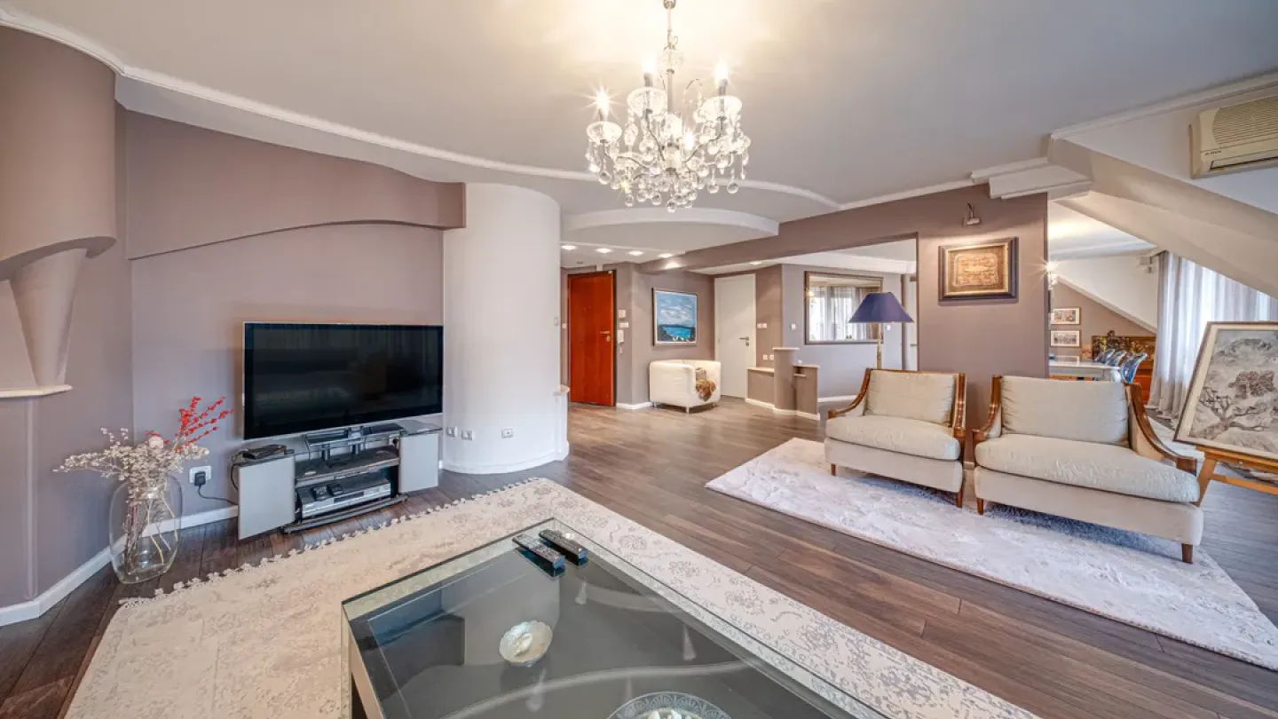 Spacious Lozenets Apartment: 3 Bed, Fully Furnished, Great Location - Image 5