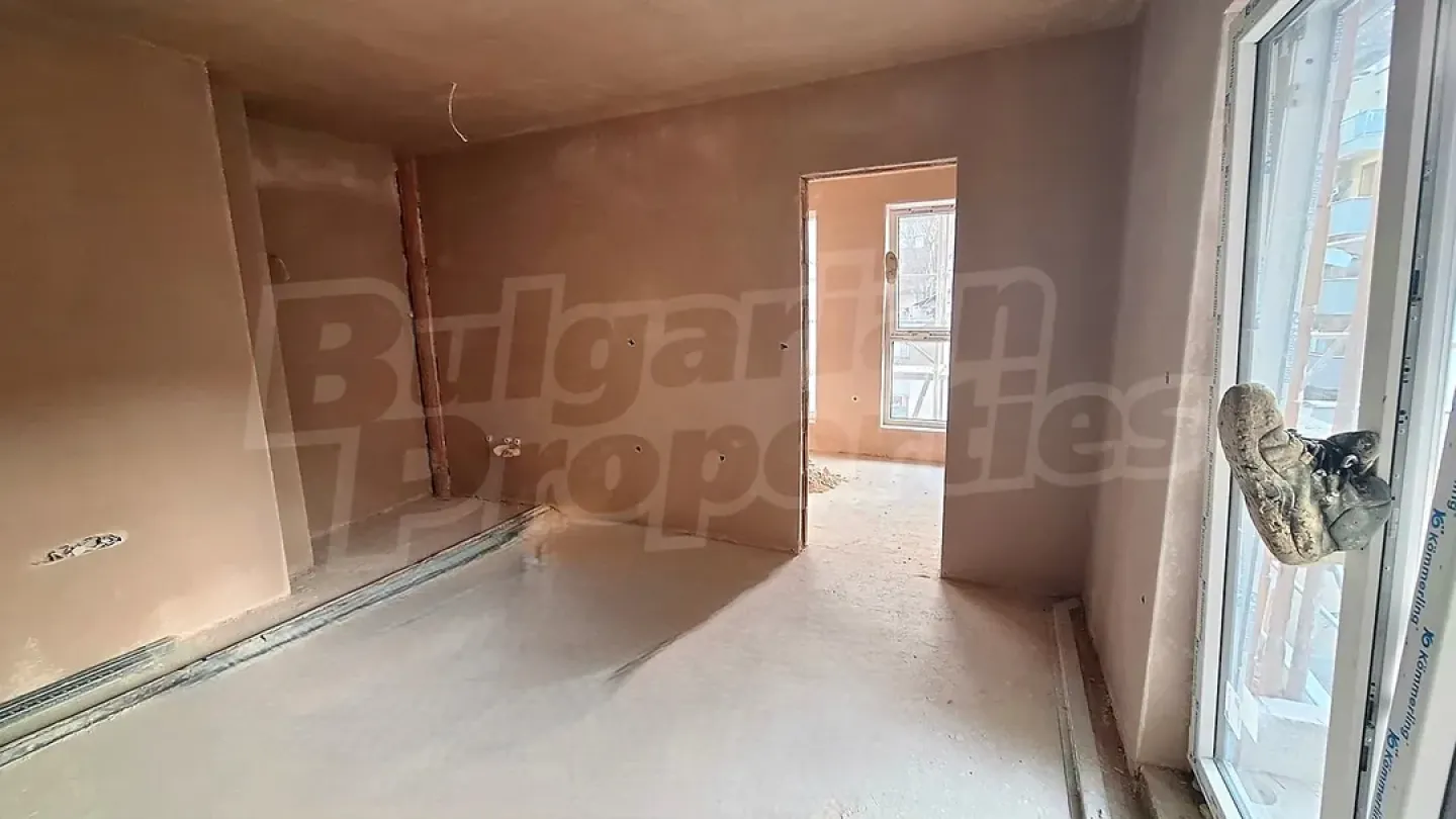 Stylish One-Bedroom Apartment in Varna’s Lyatno Kino Trakiya Area - Image 1