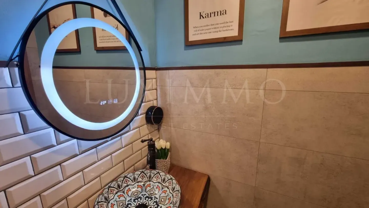 Stylish Fully Furnished One-Bedroom Apartment in Varna Center - Image 4