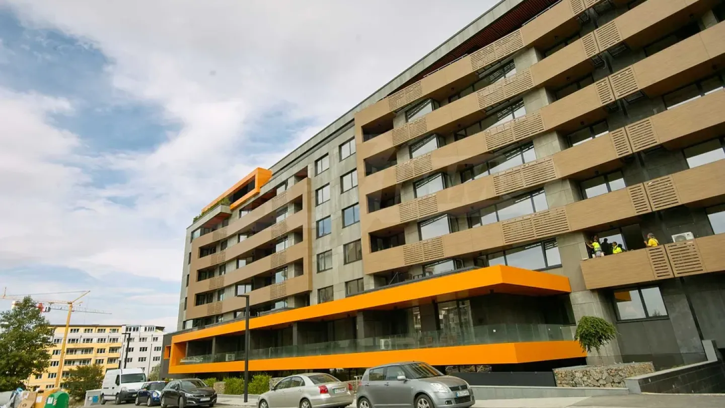 Fully Furnished 2-Bedroom Apartment in "Ru House" Sofia - Image 2