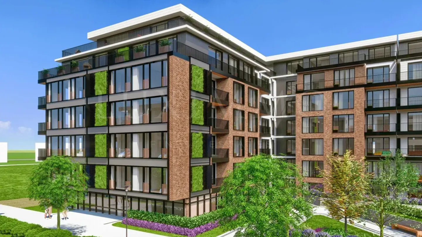 Spacious Four-Bedroom Apartment Near Maritsa River, Plovdiv - Image 3