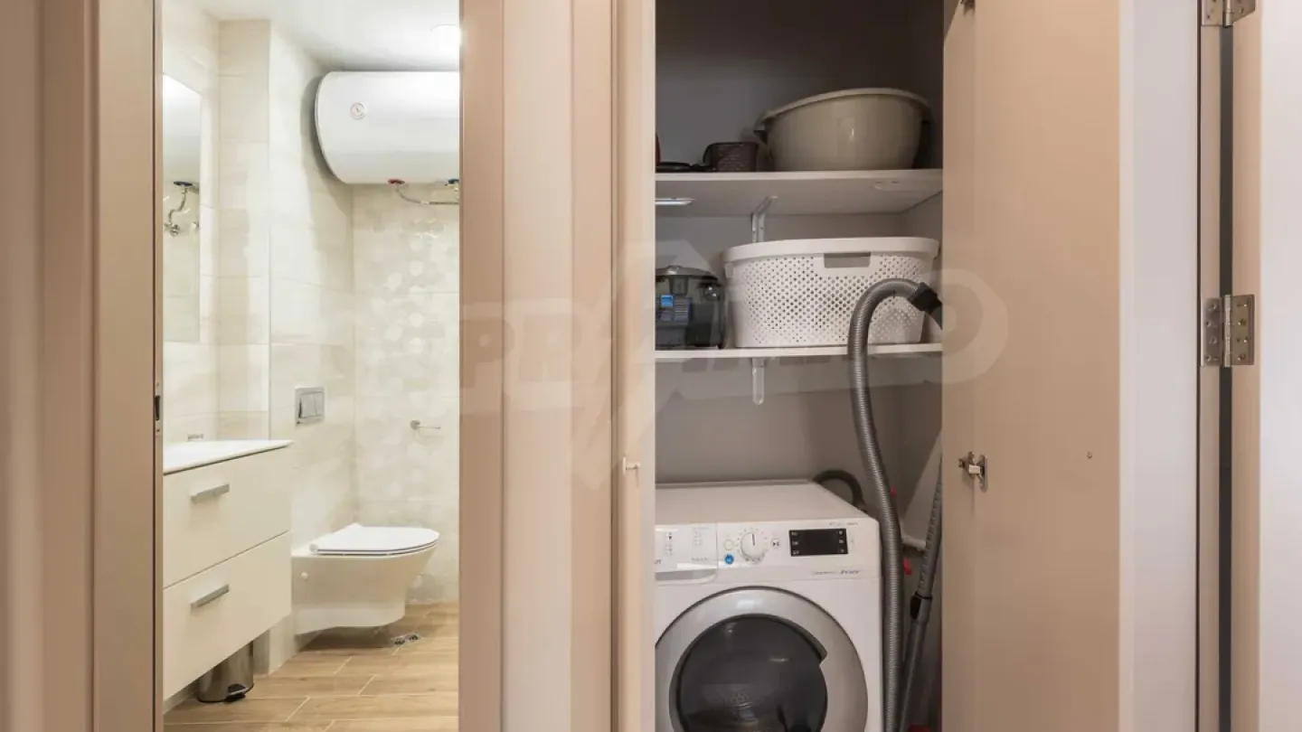 Stylish 3-Bedroom PENTHOUSE Rental in Varna City Center, Bulgaria - Image 4