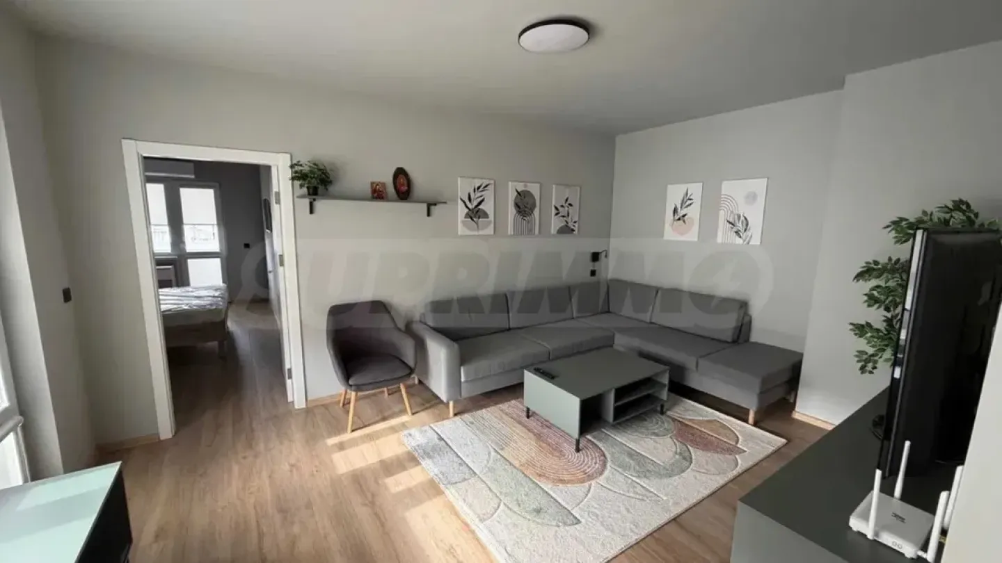 Spacious, Fully Furnished Apartment in Varna's "Tsvetyan Quarter" - Image 5