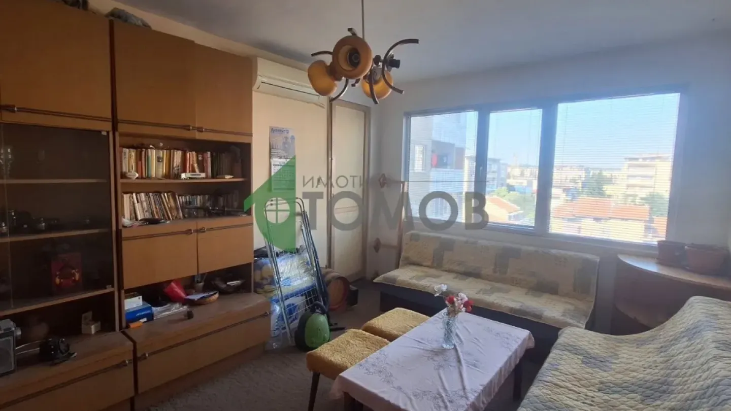 Spacious 2-Bedroom Apartment in Stara Zagora's Opelchenski District - Image 5