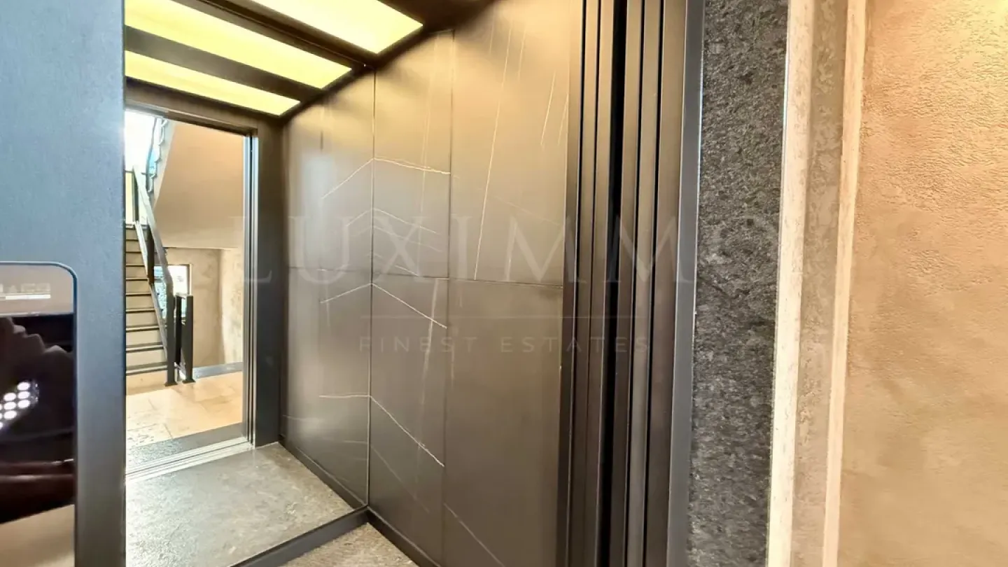 Spacious Apartment with Green Rowing Base Views - Image 4