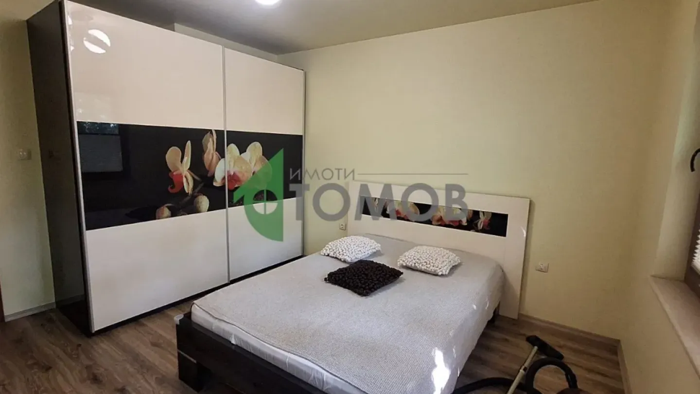 Spacious Apartment with Garage in Stara Zagora - BG - Image 4