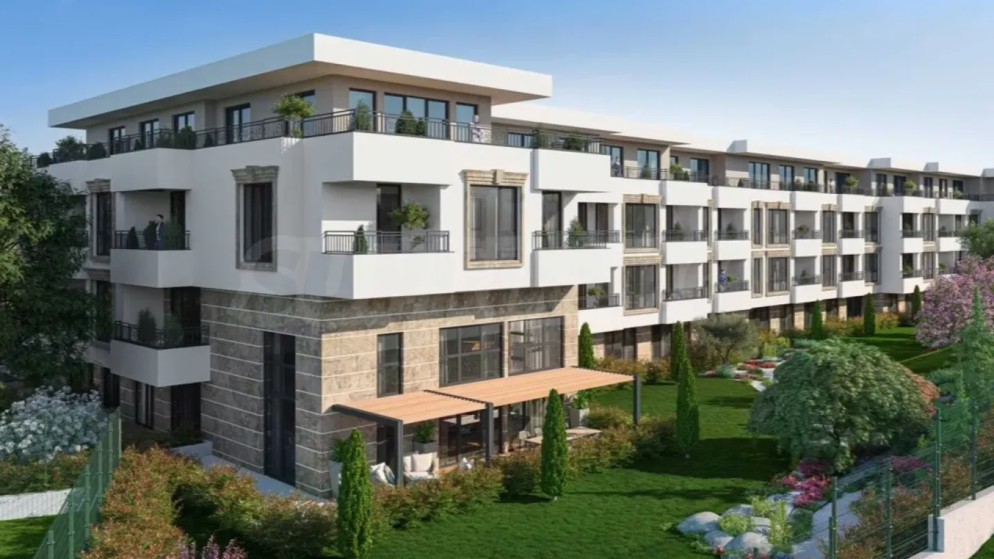 Spacious 3-Bedroom Apartment with Mountain Views in Sofia - Image 4