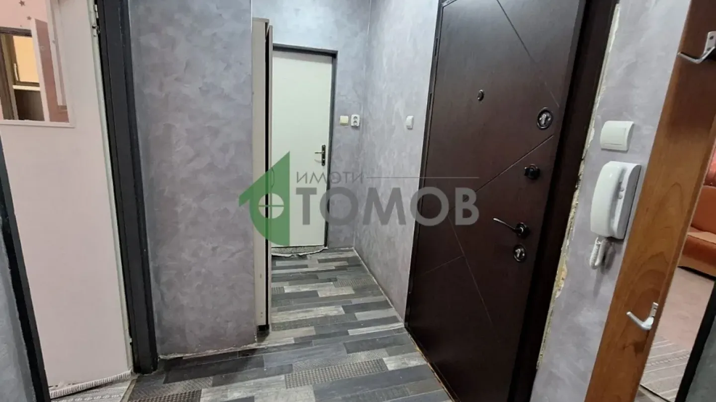 Spacious South-Facing Apartment in Stara Zagora – 45m2 - Image 3