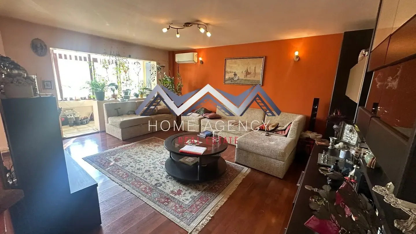 Spacious 4-Bedroom Apartment in Otopeni - Prime Location - Image 5