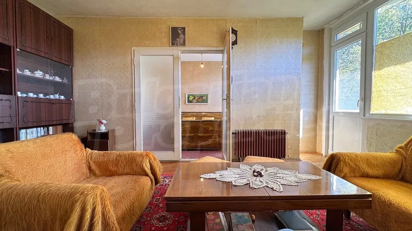 Spacious Apartment Near Krairechen Blvd, Stara Zagora, Bulgaria - Image 1