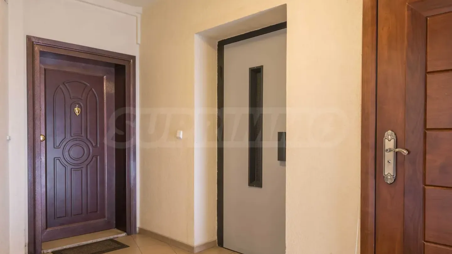 Spacious Fully Furnished Apartment in Varna's "Zimno Kino Trakia" - Image 3