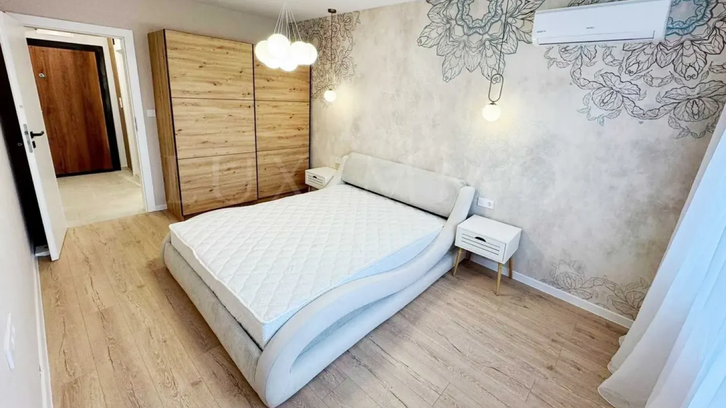 Stylish One-Bedroom Apartment in Gated Complex, Plovdiv - Image 2