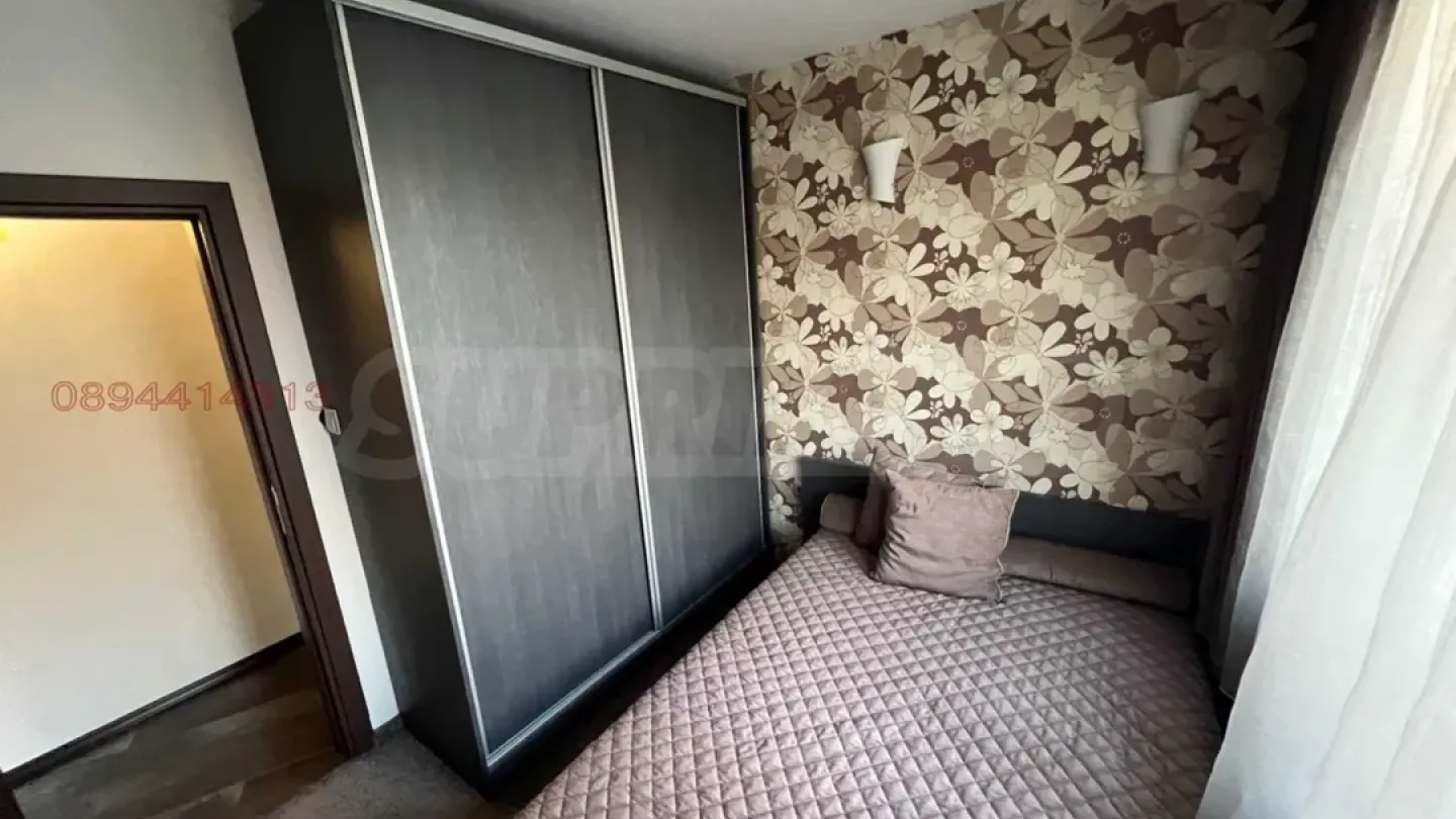 Spacious 3-Bedroom Fully Furnished Apartment in "Belite Brezi" Sofia - Image 4