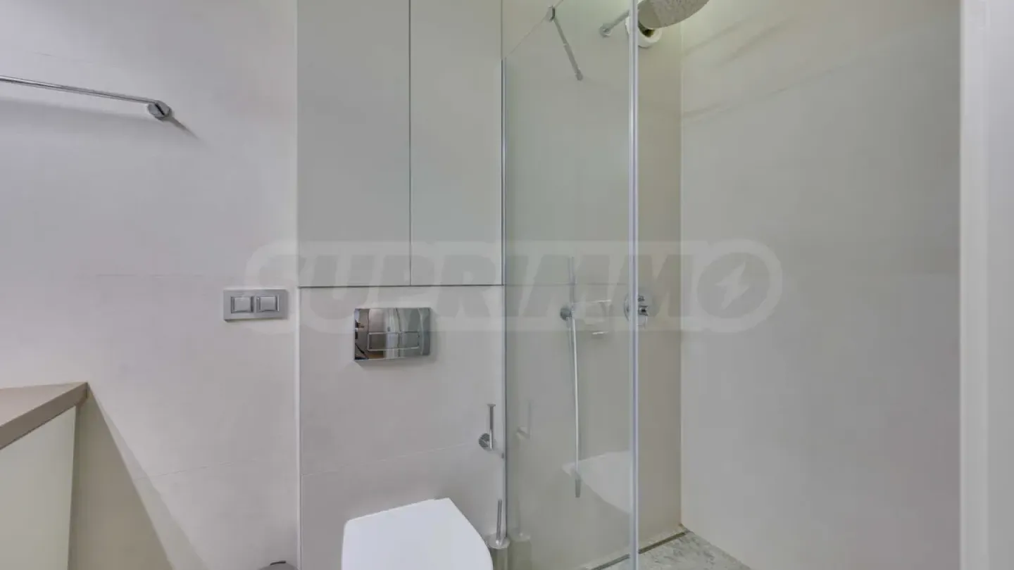 Spacious 2-Bedroom Apartment in Sofia Complex - Image 1