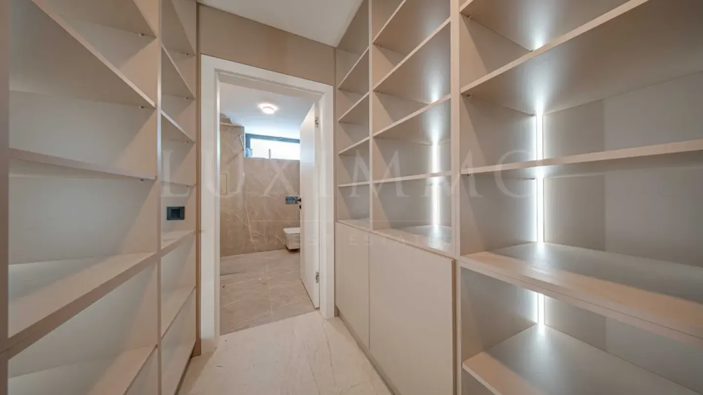 Spacious House in Boyana: 3 Bed, 3 Bath, Large Yard, Rent - Image 2