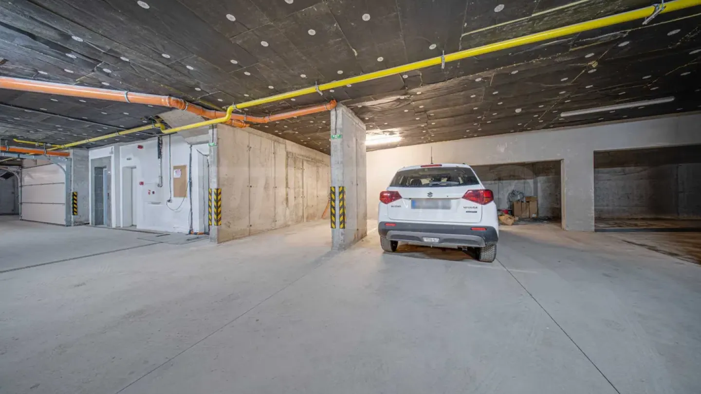 Stylish Fully Furnished One-Bedroom Apartment Near Paradise Center, Sofia - Image 3