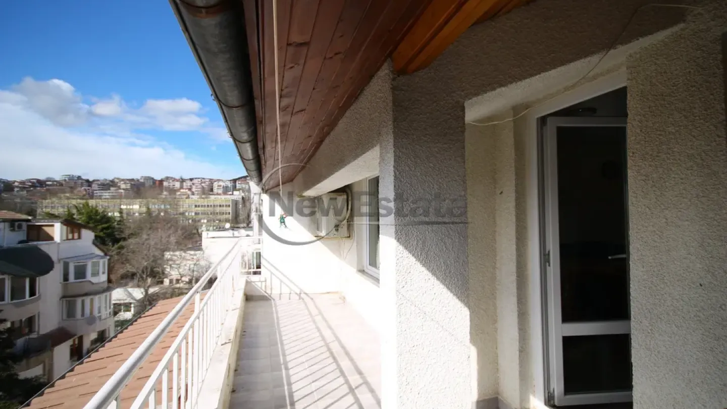 Stylish Furnished Duplex Apartment in Briz, Varna – Rental Opportunity - Image 4