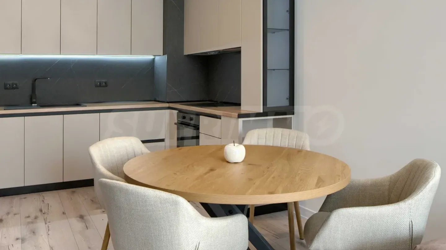 Spacious, Fully Furnished Apartment in Plovdiv Complex - Image 2