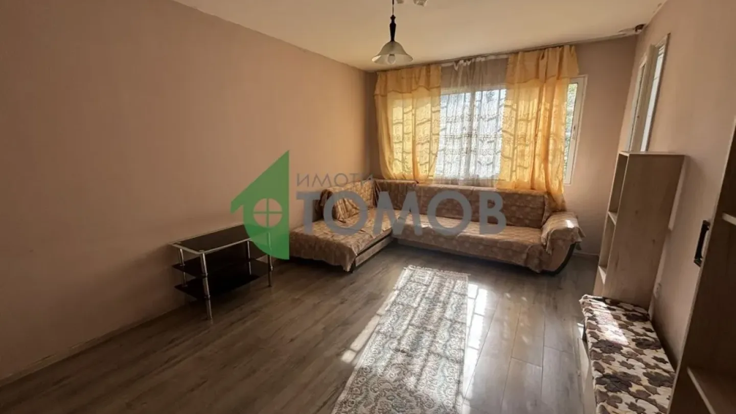 Spacious Fully Furnished 2-Bedroom Apartment in Stara Zagora, Bulgaria - Image 4