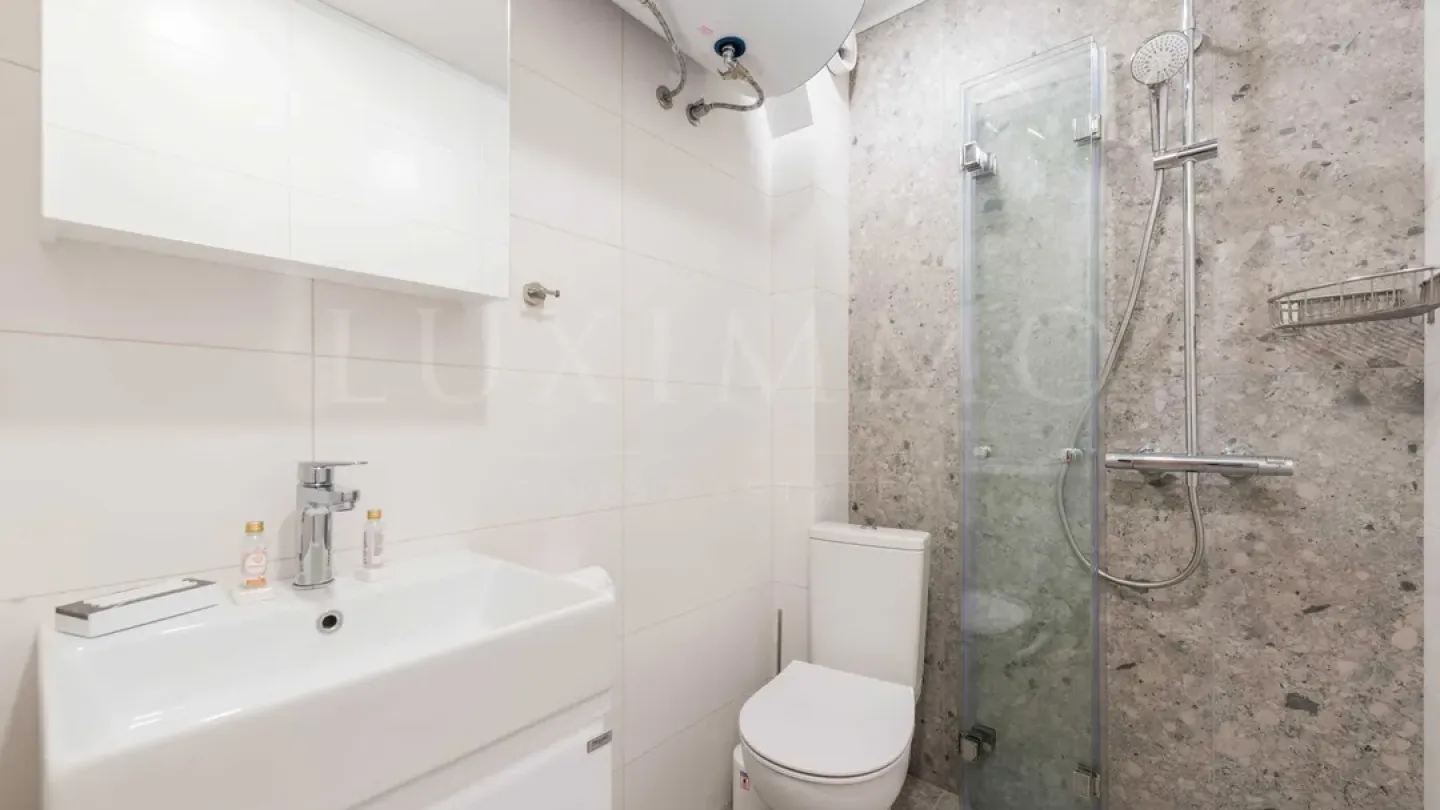 Fully Furnished One-Bedroom Apartment with Sea Garden Views in Varna - Image 3