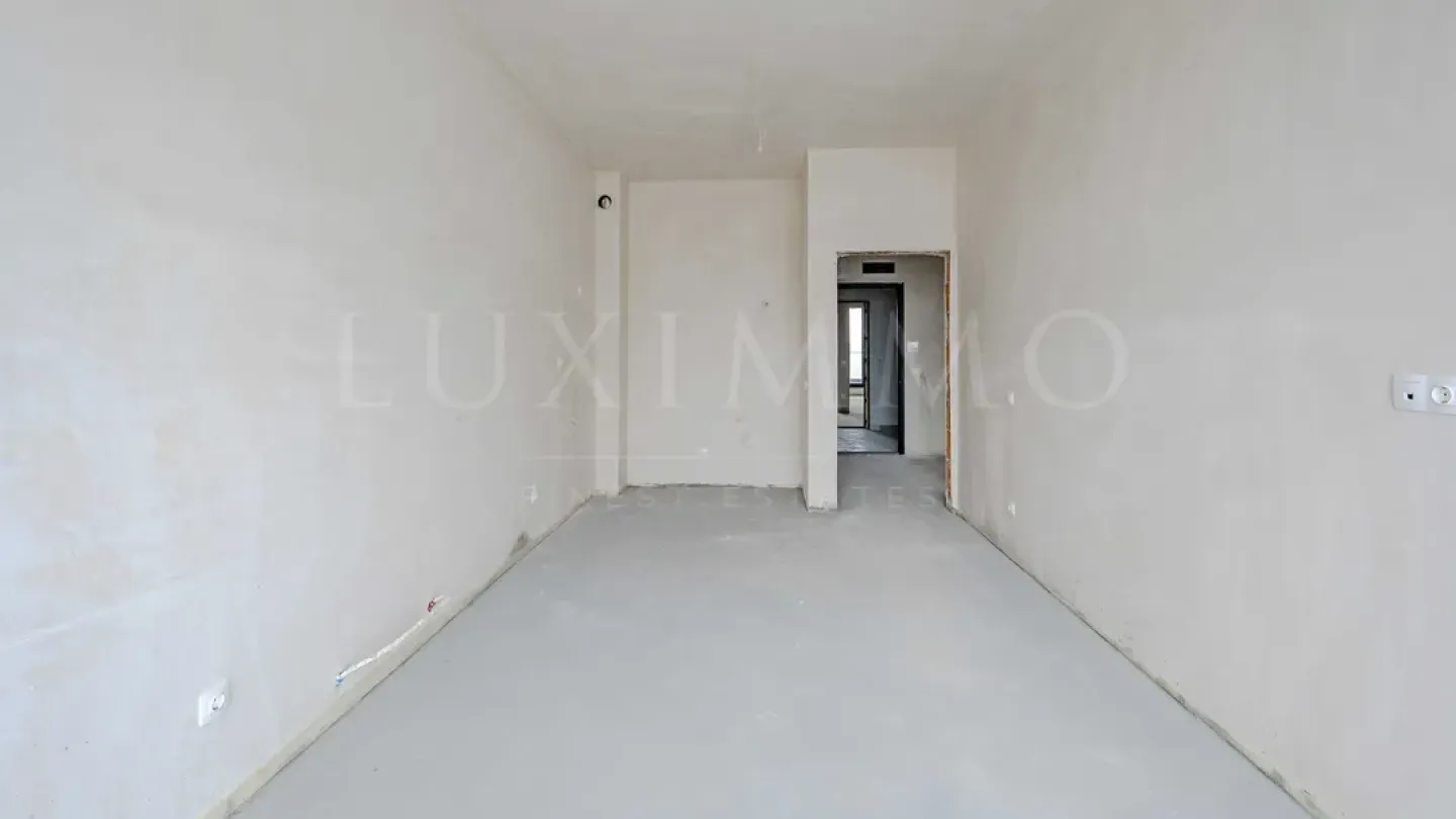 Spacious Sofia Apartment with Mountain Views & Excellent Location - Image 1