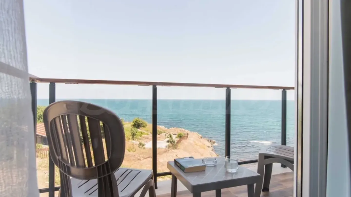 Fully furnished beachfront apartment in Ahtopol, Bulgaria. - Image 4