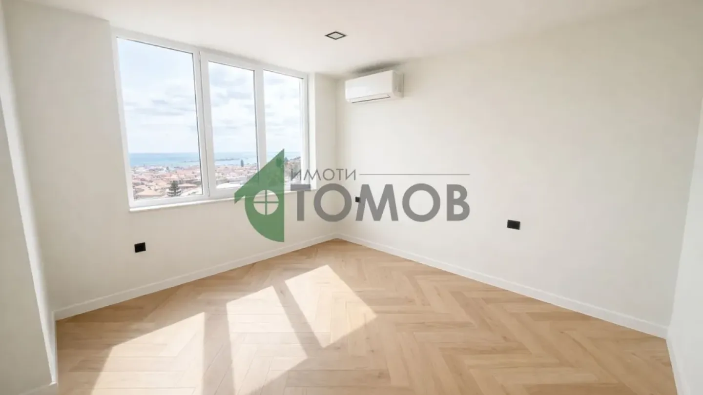 Spacious Stara Zagora Apartment with Panoramic Views - Image 2