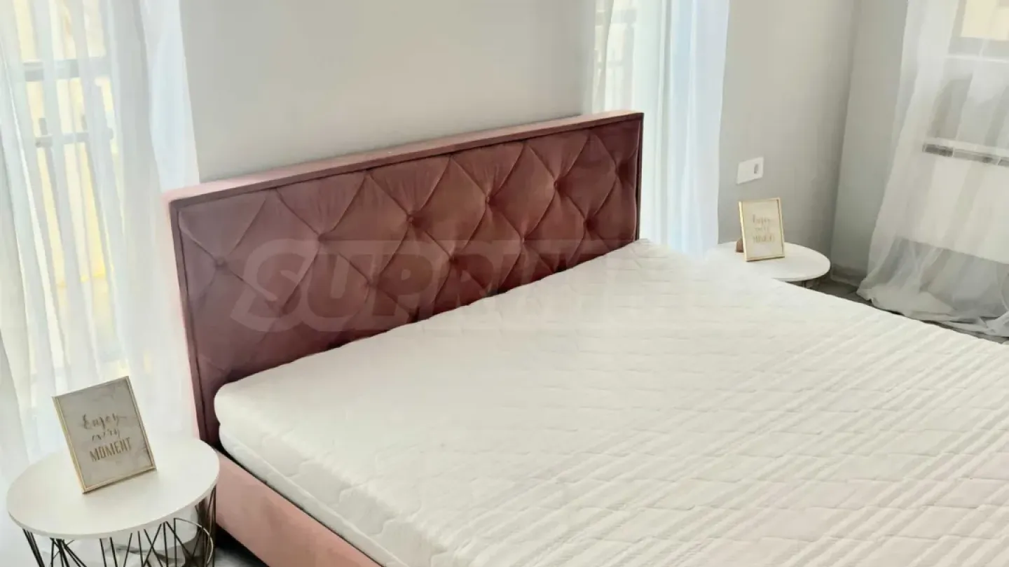Stylish 2-Bedroom Apartment in Varna's "Chayka" Area - Image 1
