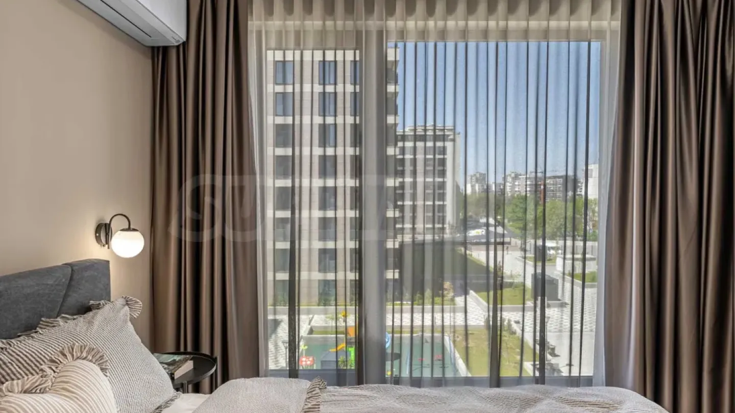 Stylish 2-Bedroom Apartment in Residential Park, Plovdiv - Image 1
