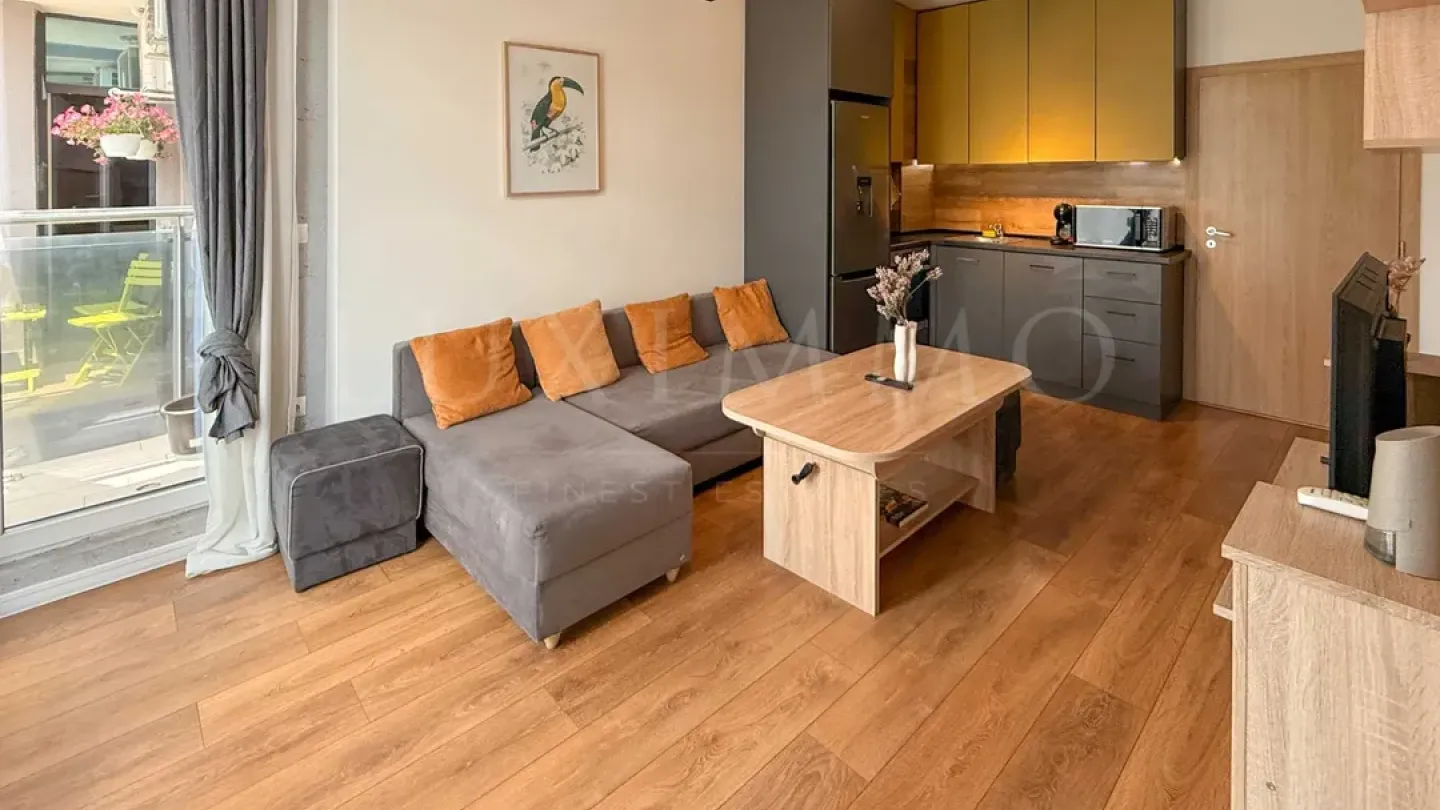 Stylish One-Bedroom Apartment in the Castle Complex, Sofia - Image 2