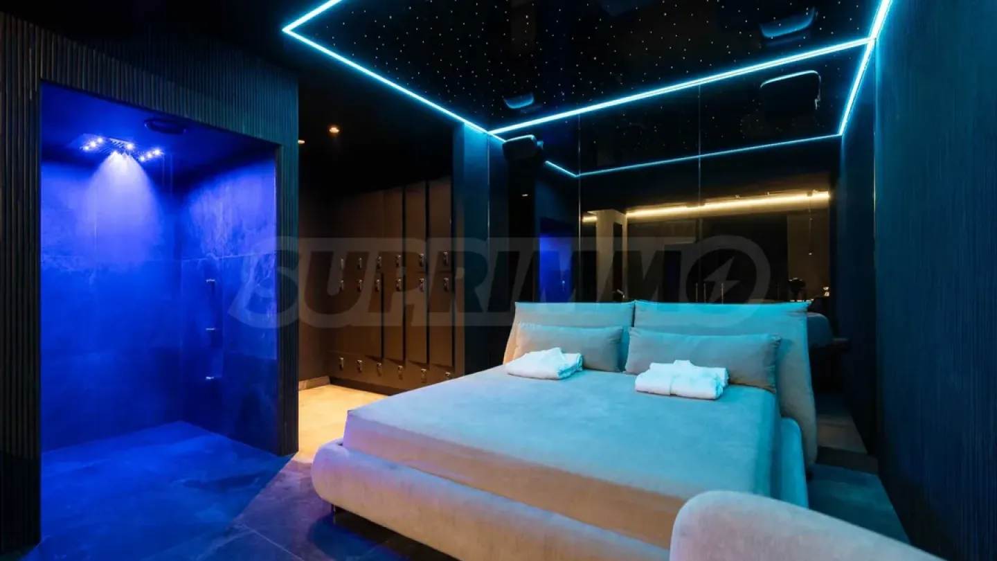 Luxury Varna Penthouse: Spa, Sea Views & Style - Image 4
