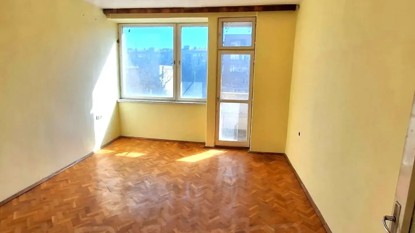 Apartment for sale in Stara Zagora - Image 5