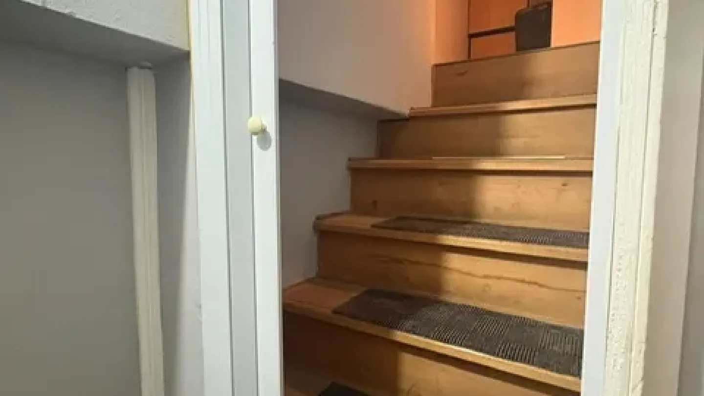 Spacious 2-Bedroom House in Palilula – Belgrade, Serbia for Sale - Image 4