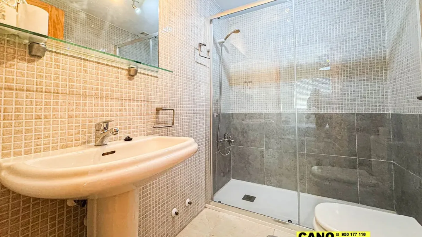 Bright 1-Bedroom Apartment with Garage in Almería, Spain (2008) - Image 1