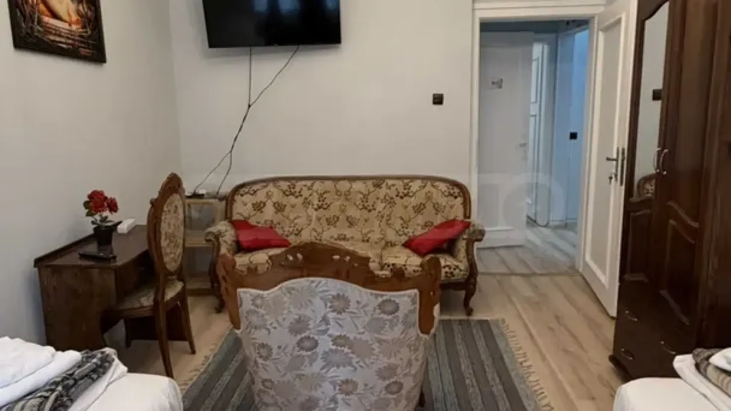 Spacious Fully Furnished Apartment in Plovdiv City Center - Image 1