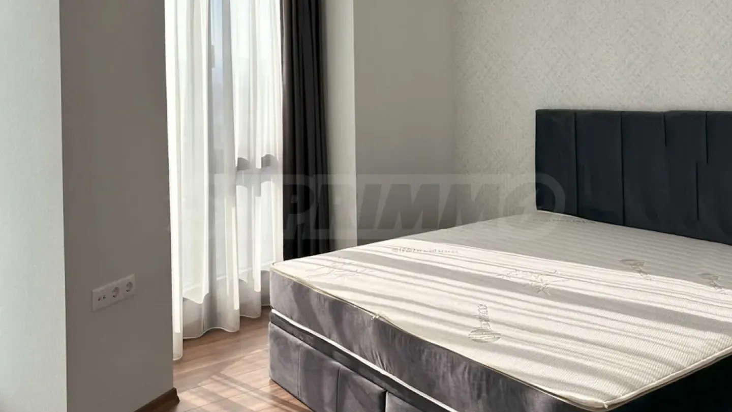 Stylish 2-Bedroom Apartment Near Mall Plovdiv - Image 5