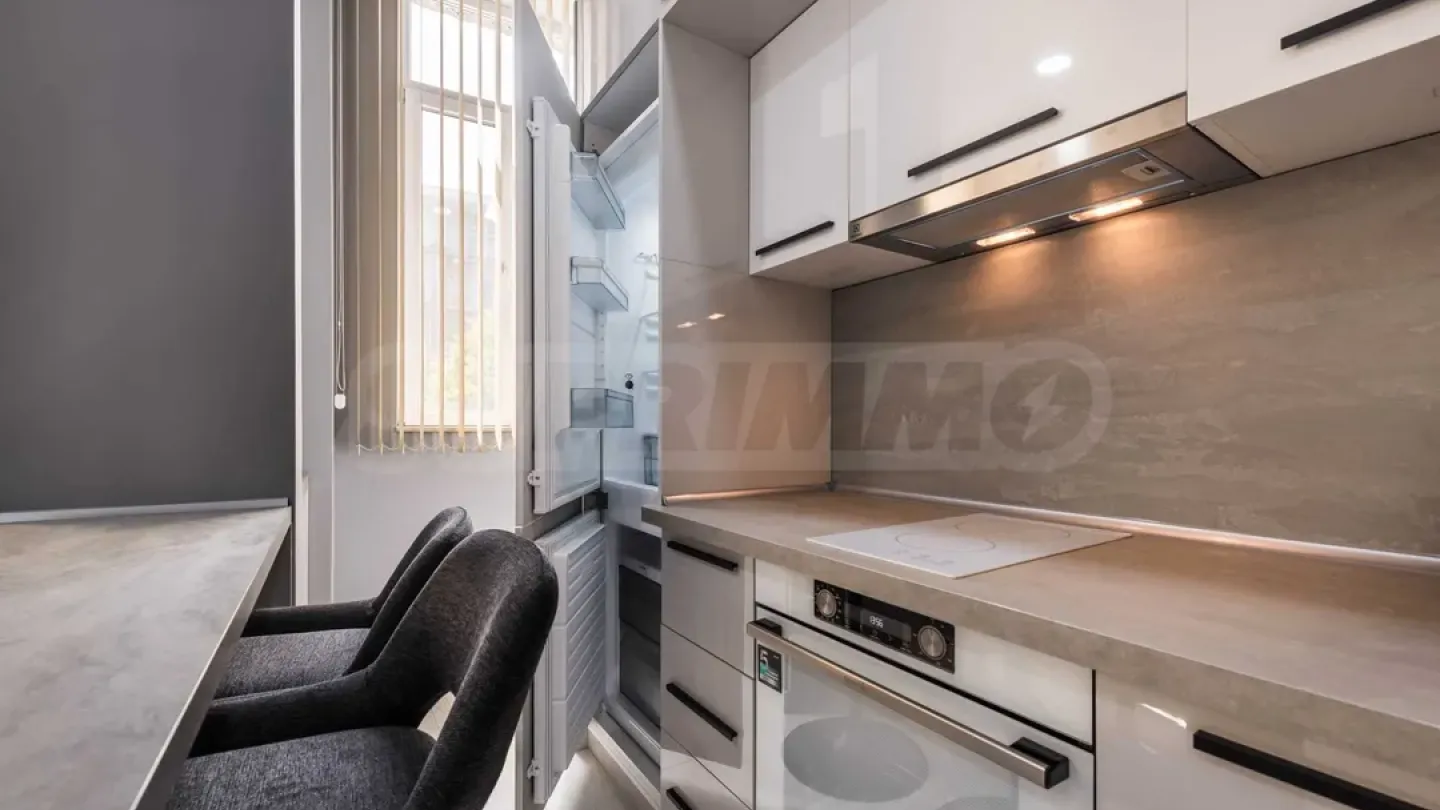 Stylish Varna Apartment - Central Location - Image 1