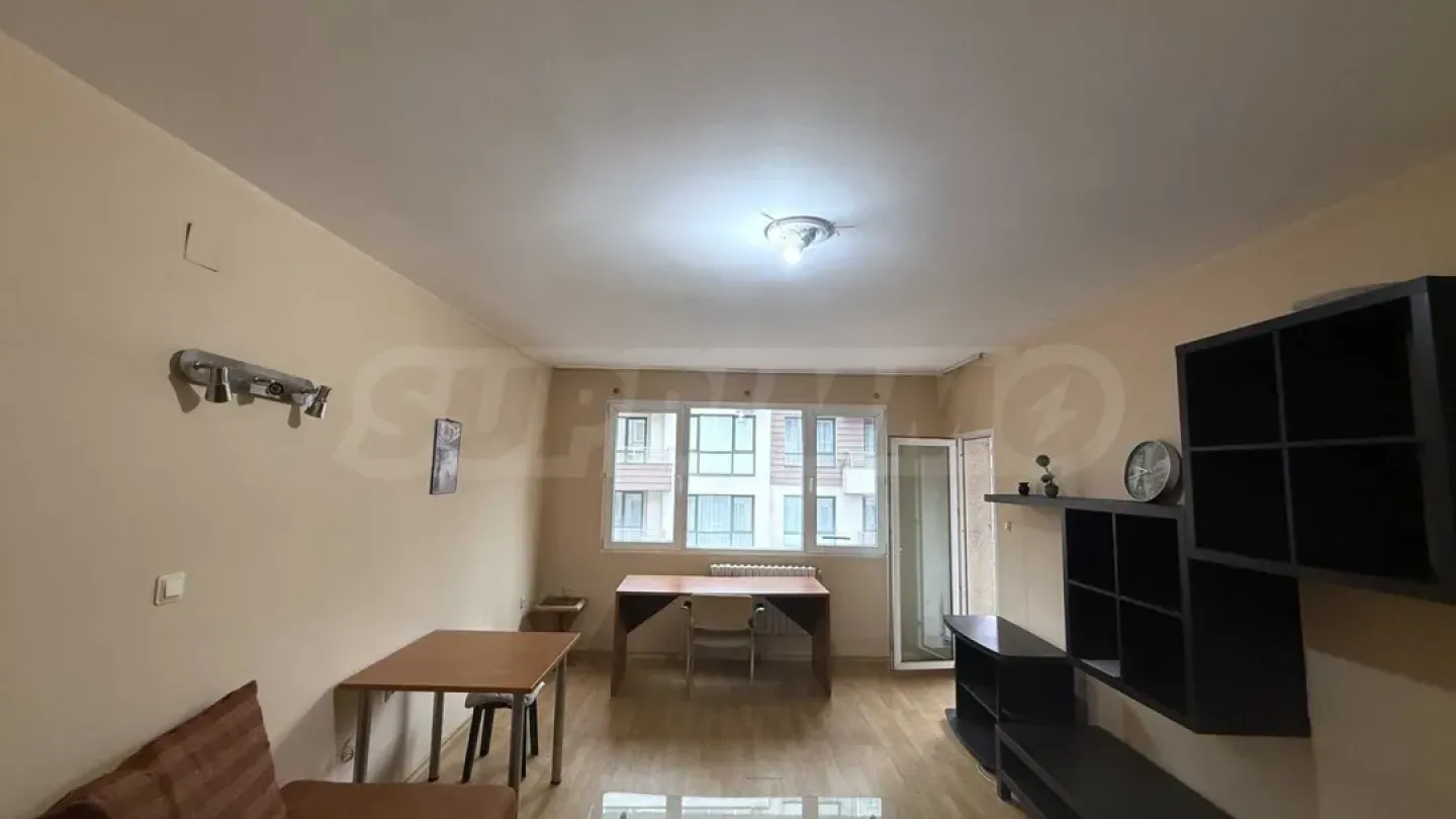 Stylish One-Bedroom Apartment in Buckston, Sofia – Bright &amp; Convenient - Image 4