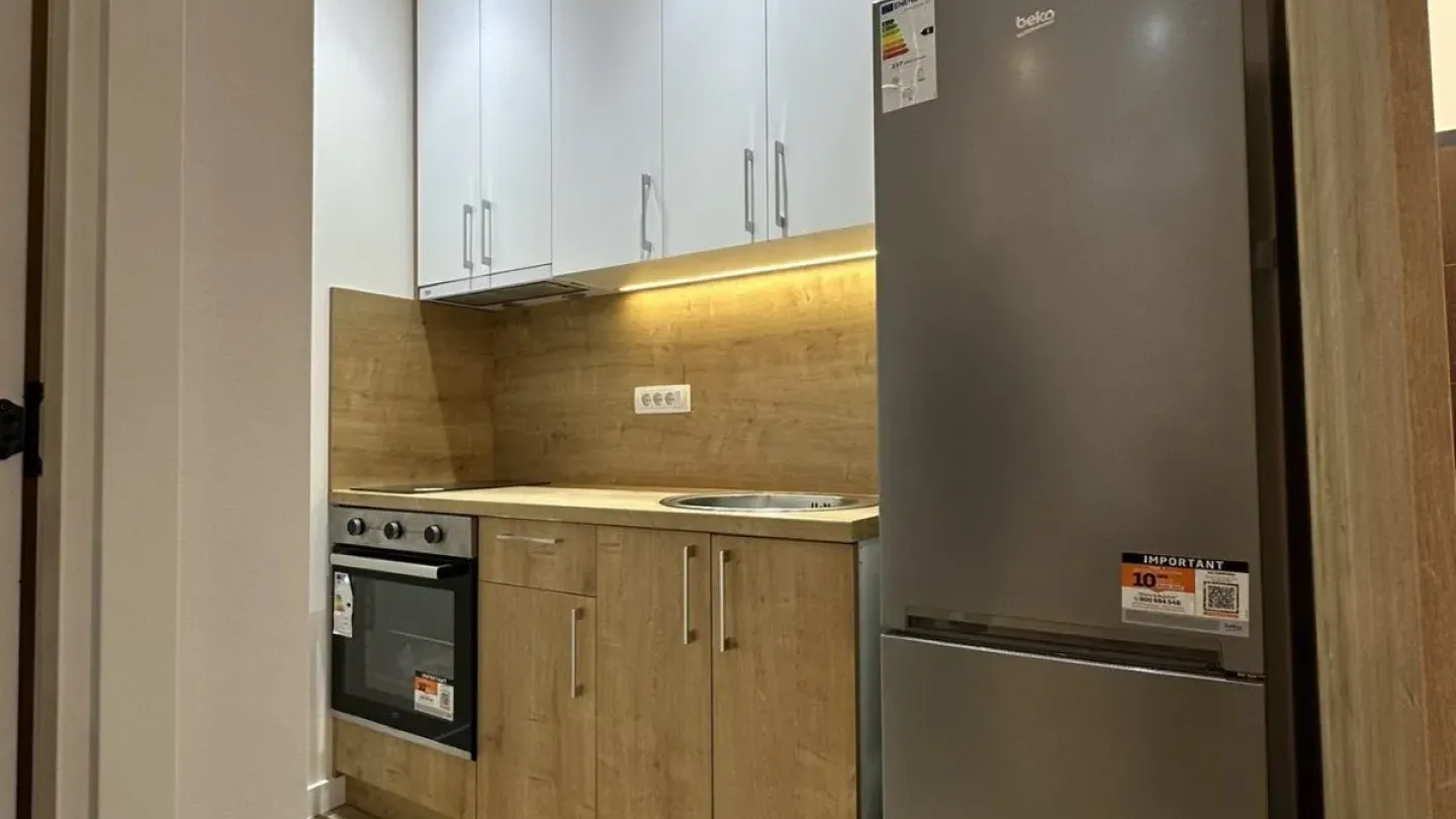 Spacious 2-Bedroom Apartment Near Vuk's Memorial in Belgrade for Rent - Image 5