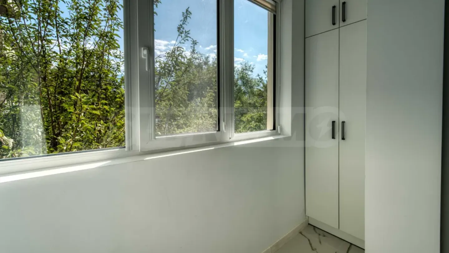 Spacious 3-Bedroom Apartment in Sofia's Goce Delchev - Image 4