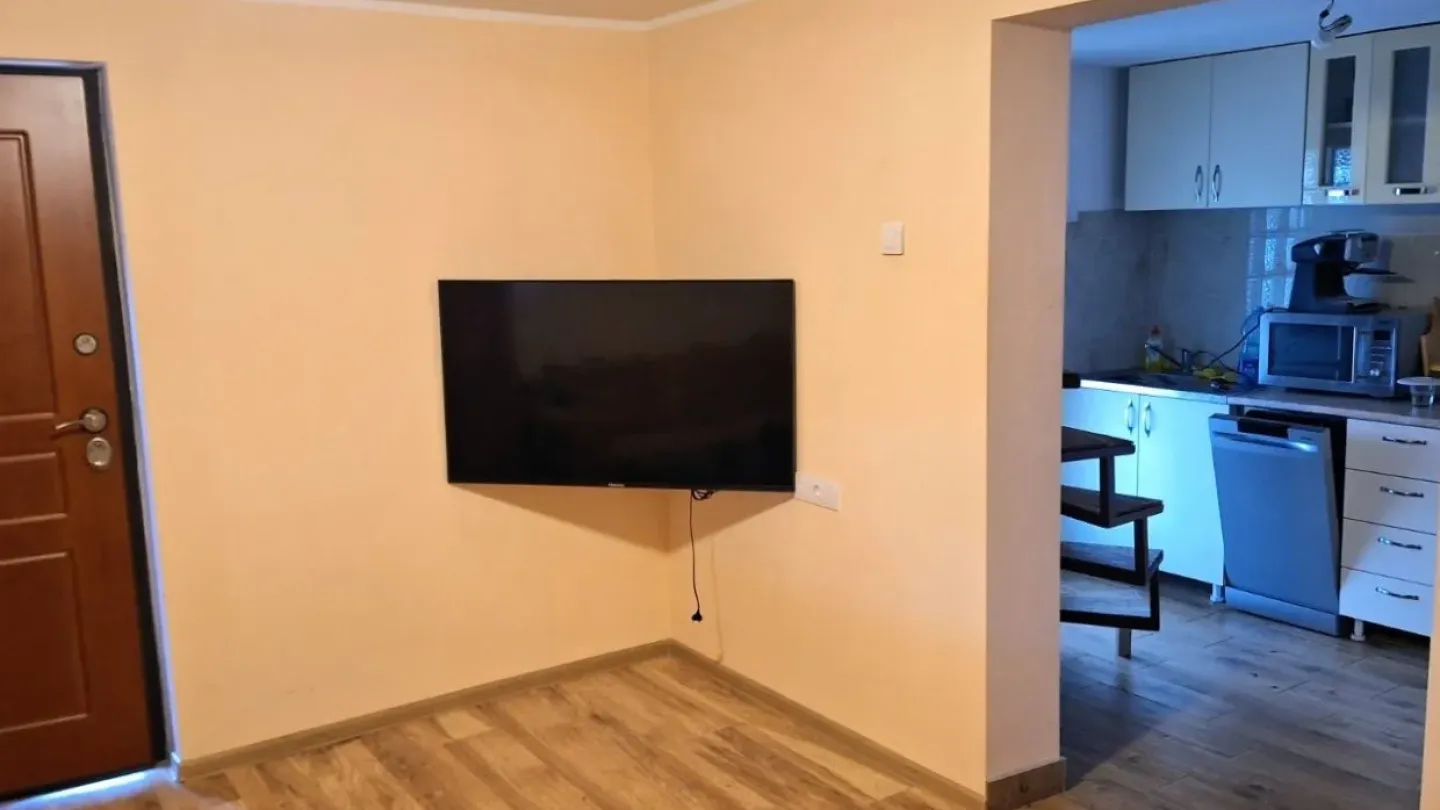 Spacious 3-Bedroom House for Rent in Belgrade - Kosmaj Area - Image 1