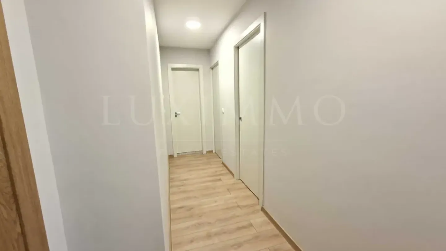 Bright Two-Bedroom Seafront Apartment in Varna’s Greek Quarter - Image 1