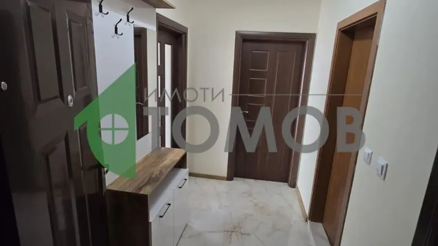 Spacious Fully Furnished Panorama Apartment with Terrace in Stara Zagora - Image 4